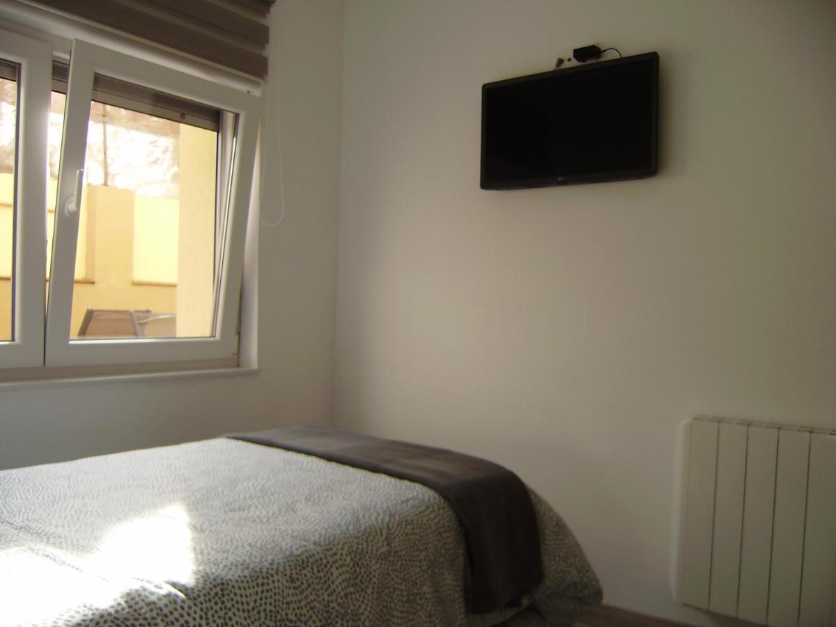 Apartamentos La Tata Авілес Екстер'єр фото